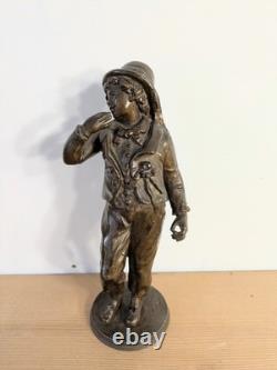 Belle statuette ancienne régule patine bronze. Epoque fin XIX eme siecle