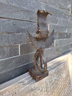 Bronze Statue, Figurine Ancienne de Vishnu, Garuda. Sculpture Statuette Asie