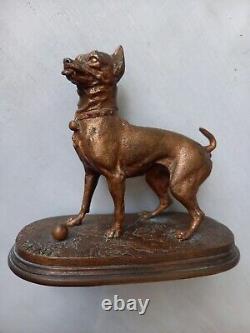 Bronze animalier ancien Chienne à la Balle chien signé Pierre Jules MENE