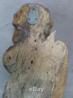 CHERUBIN ancien, en bois sculpté