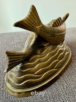 C. CHARLES Periode Art Déco, Poissons en Bronze Belle Patine Ancienne. Signés