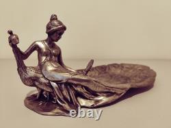 Coupelle Ancien Vide Poche Art Nouveau Art Deco En Étain Argenté En Bon État