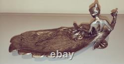 Coupelle Ancien Vide Poche Art Nouveau Art Deco En Étain Argenté En Bon État