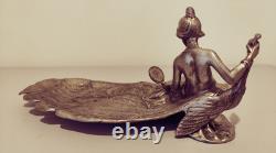 Coupelle Ancien Vide Poche Art Nouveau Art Deco En Étain Argenté En Bon État