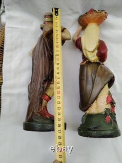 Couple de Napolitains En Plâtre Polychrome, Santons Très Anciens