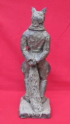 Curieuse Statue Ancienne Homme A Tete De Loup