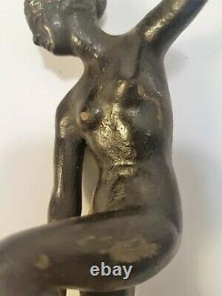 Danseuse nue sculpture statue ancienne