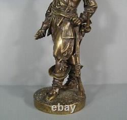 Écuyer Gil Blas De Santillane Sculpture Bronze Ancien Signé Levêque