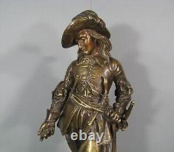 Écuyer Gil Blas De Santillane Sculpture Bronze Ancien Signé Levêque