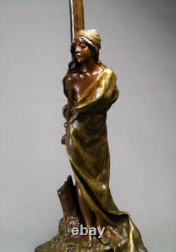 Emmanuel Villanis Sculpture L'Otage bronze ancien circa 1890