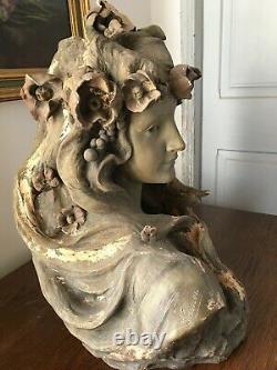 FRIEDRICH GOLDSCHEIDER, ancien buste de femme en Plâtre XIX ème s. Signé SIMON