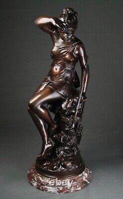 Grand bronze ancien Nymphe de Diane par Mathurin Moreau circa 1900