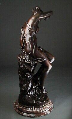 Grand bronze ancien Nymphe de Diane par Mathurin Moreau circa 1900