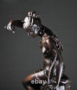 Grand bronze ancien Nymphe de Diane par Mathurin Moreau circa 1900