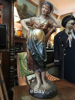 Grande Statue sculpture ancienne platre polychrome Clairette au village 19ème