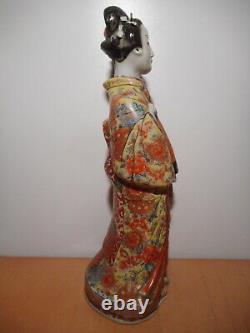 Grande statue sculpture ancienne porcelaine femme japonaise kimono Japon