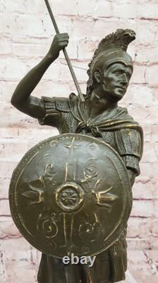 Heroic Romain Soldat Bronze Sculpture Statue Ancien Guerrier Avec Bouclier Home