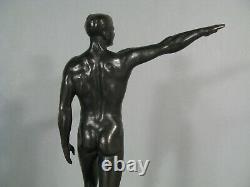 Homme Athlète Nu Salut Olympique Berlin Bronze Ancien Signé Guiraud-rivière