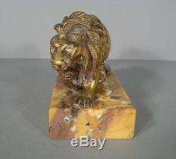 Lion Ancienne Sculpture Animalière En Bronze / Lion Sujet En Bronze