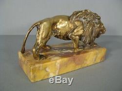 Lion Ancienne Sculpture Animalière En Bronze / Lion Sujet En Bronze
