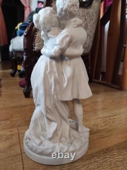 Magnifique Statue En Porcelaine Biscuit Ancienne Et Rare