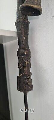 Old Bronze Animal Sculpture Africa. Statue bronze ancien Afrique pipe Cameroun