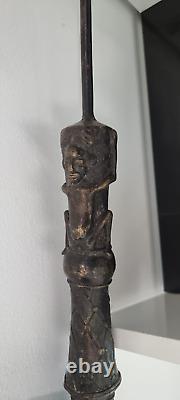 Old Bronze Animal Sculpture Africa. Statue bronze ancien Afrique pipe Cameroun