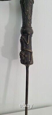 Old Bronze Animal Sculpture Africa. Statue bronze ancien Afrique pipe Cameroun