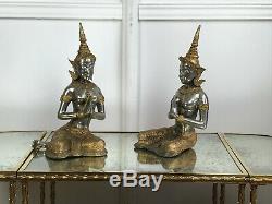 Paire De Statues Asiatique Anciennes En Metal Argenté Et Doré De 39 CM De Haut