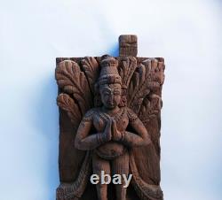Panneau statue ancienne sculpture char dieu temple hindou en bois sculpté à