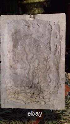 Portrait d'une élégante art déco, médaillon plâtre ancien, Dim 3323 cm