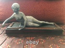 Rare Ancienne Statue Femme Élégante Art Nouveau En Métal Socle En Bois
