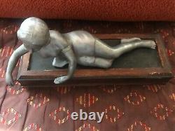 Rare Ancienne Statue Femme Élégante Art Nouveau En Métal Socle En Bois