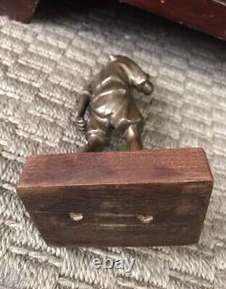 Rare Ancienne Statue Jeune Homme Indonesie En Bronze Et Socle En Bois