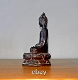 Rare Bouddha ancien en bronze ou metal, XVIII°-XIX°, Asie