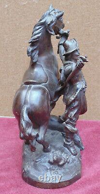 Rare ancien magnifique grande statue scene de chasse 19 eme cheval homme & cerf