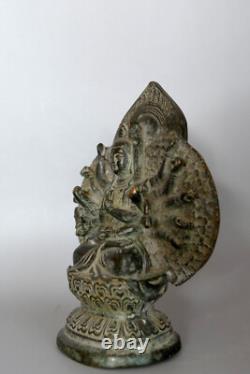 Rare ancienne GuanYin en bronze Chine H15,6cm Avalokiteshvara Tibet