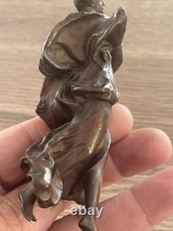 Rare ancienne statue en bronze miniature signé Antonin Mercier fondeur Thiebaut