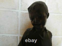 Rare ancienne statue jeune garçon tendant la main en métal H 34 cm