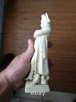 SCULPTURE ANCIENNE NAPOLEON I EN BISCUIT ANCIEN FIN XIXeS HAUTEUR 21 CM STATUE