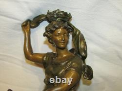 STATUE JEUNE FEMME DEESSE REGULE PATINE BRONZE PIED DE LAMPE 19ème ANCIENNE