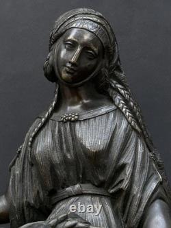 SUPERBE ancienne SCULPTURE XIXe en BRONZE femme avec fleurs en TBE