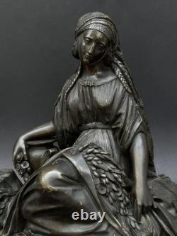 SUPERBE ancienne SCULPTURE XIXe en BRONZE femme avec fleurs en TBE