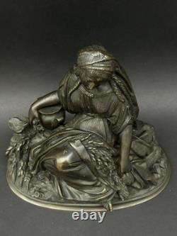 SUPERBE ancienne SCULPTURE XIXe en BRONZE femme avec fleurs en TBE