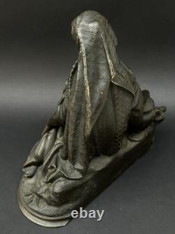 SUPERBE ancienne SCULPTURE XIXe en BRONZE femme avec fleurs en TBE
