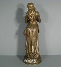 Sculpture Ancienne Jeune Femme Choriste Chanteuse Chant Divin Bronze Signé Debut