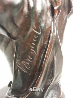 Sculpture En Bronze Ancien Sur Socle En Marbre D'une Femme Élégante Signée
