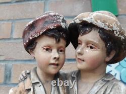 Sculpture Statue Plâtre Ancienne 2 Enfants Jumeaux Amis Conversation 1900