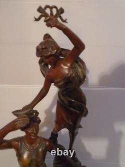 Sculpture ancienne La Gloire couronnant le Travail par Ch. Ruchot vers 1900