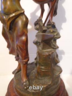 Sculpture ancienne La Gloire couronnant le Travail par Ch. Ruchot vers 1900